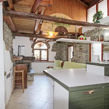 Caa De Sass By Interhome Дом отдыха Castelveccana