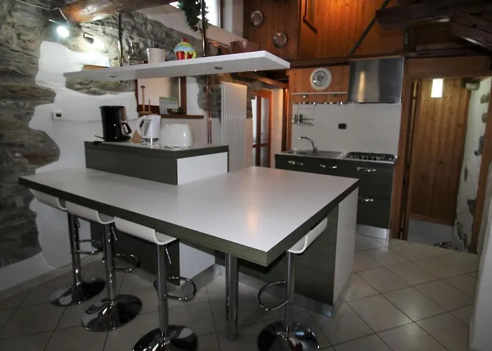 Semesterbostad Caa De Sass By Interhome Castelveccana