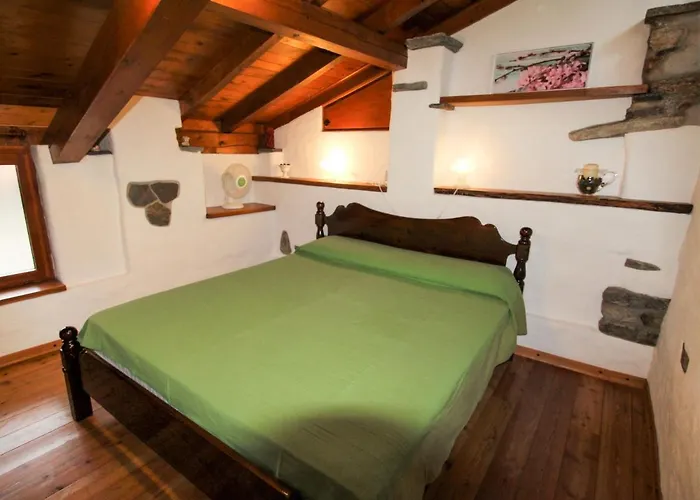 Caa De Sass By Interhome בית נופש Castelveccana